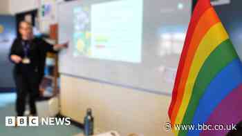 Teachers walk tightropes in face of no trans guidance