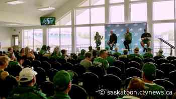 Roughrider fans enjoy abbreviated Green and White Day in Saskatoon