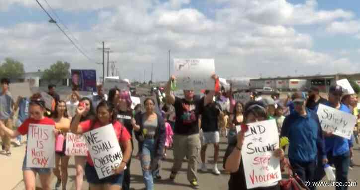 West Mesa students rally against gun violence