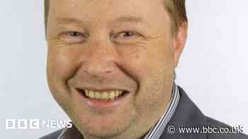 Basingstoke council elects Independent Paul Harvey as new leader