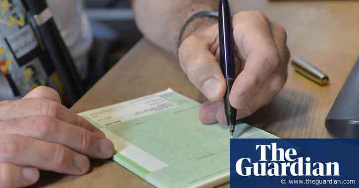 HRT medicine Utrogestan restricted in UK amid shortages