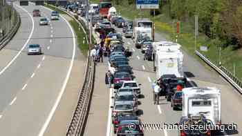 Geduldsprobe für Heimreisende vor dem Gotthard-Strassentunnel