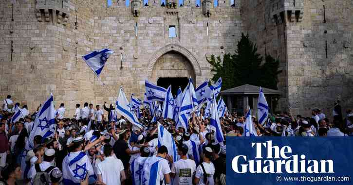 Israeli nationalists chant racist slogans on march through Jerusalem