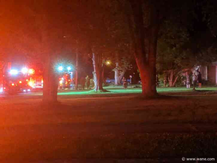 No injuries following early morning fire on Fort Wayne's west side