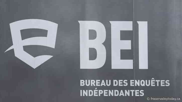 Police allege man cut own throat after stealing, crashing two cars north of Montreal