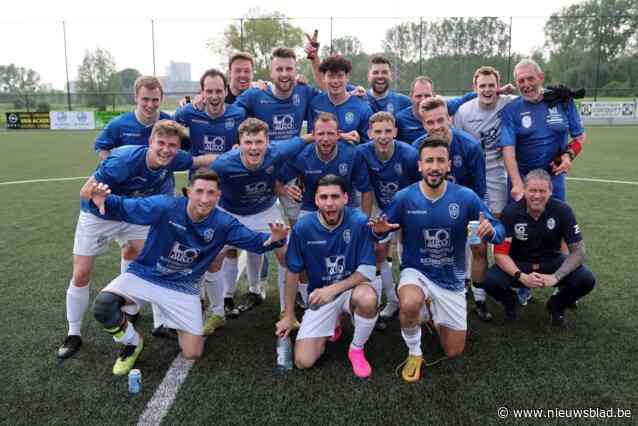 Promoverend KFC Sint-Kruis-Winkel haalt voorhamer boven en gunt coach Eddy Van Hecke mooi afscheid: “Blik tevreden terug”