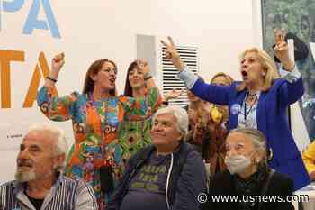 Greek Conservatives Take Lead in Early Election Results