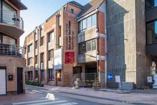 Leerkracht (27) die ‘relatie’ had met minderjarige leerlinge zou ook met twee andere meisjes seks hebben gehad, school verspreidt brief naar ouders