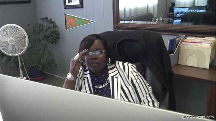 Council on Aging boss, previously accused of swindling senior, given full control of agency's checkbook