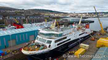 CalMac at risk of losing island ferry contract subscription