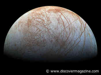 European Spacecraft JUICE Travels to Jupiter's Icy Moons