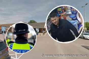 £200 stolen from woman, 87, in Apsley Sainsbury's purse theft