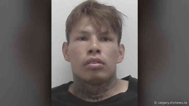 Calgary police locate, capture suspect in downtown bus shooting