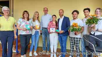 Vöhrumer Berufsschüler löchern Politiker mit diesen Fragen