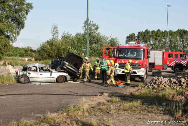 Illegale straatrace  op Ringweg tussen Roosendaal en Essen loopt helemaal uit de hand: grootste grensoverschrijdende rampoefening van laatste decennium