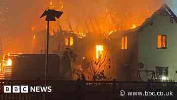 Barking dogs help owners escape Takeley house fire