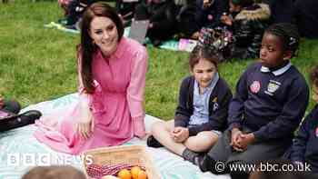 Picnics and blooms: The Chelsea Flower Show in pictures
