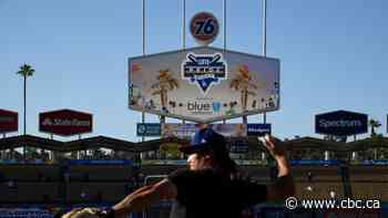 Los Angeles Dodgers reinstate LGBTQ group for Pride Night award