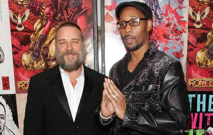 RZA joins Russell Crowe on stage at his Australian pub show
