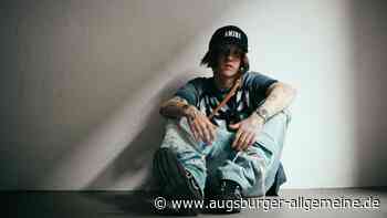 Drogen und Internethetze: Rapper T-Low wird aus Modular-Programm genommen