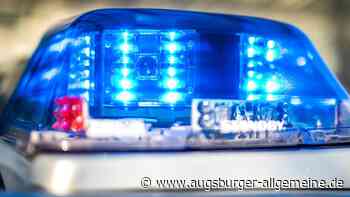 B30 nach Unfall stundenlang gesperrt: Lkw-Fahrer wird schwer verletzt