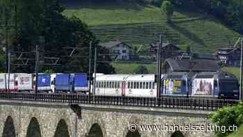 Die "Rollende Landstrasse" hat 2022 rund 72'000 Lastwagen befördert