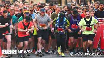 Great Manchester Run sees 25,000 people join 20th event