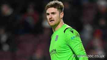 Ian Lawlor: Doncaster Rovers re-sign goalkeeper after Dundee spell