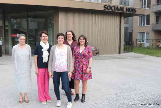 Sarah (32) had het zelf een tijd moeilijk, nu helpt ze zelf kwetsbare gezinnen: “Mijn achtergrond zet ik nu om in passie om anderen te helpen”