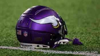 Vikings sign Lucky Jackson