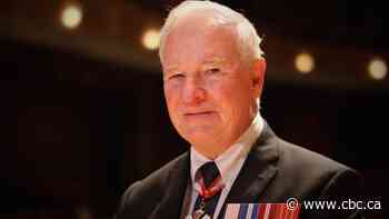 Johnston says no to public inquiry on foreign interference