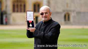 Salman Rushdie erhält Verdienstmedaille vom Palast