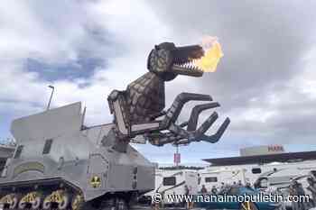 Fire-breathing metal dinosaur roars for B.C. Ferries travellers in Nanaimo
