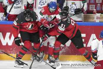 Canada tops Czechs at men’s hockey worlds, will face Finland in quarterfinals