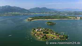 Der Chiemsee schrumpft: Wie Gemeinden und Vereine den Pegelstand sichern wollen