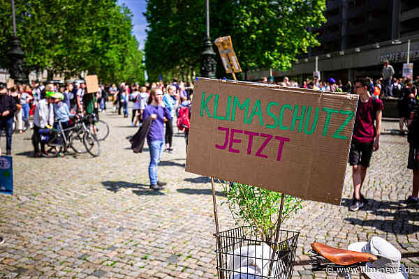 Junge Leute von "Letzter Generation" eine kriminelle Vereinigung?  Generalstaatsanwaltschaft München veranlasst Hausdurchsuchungen