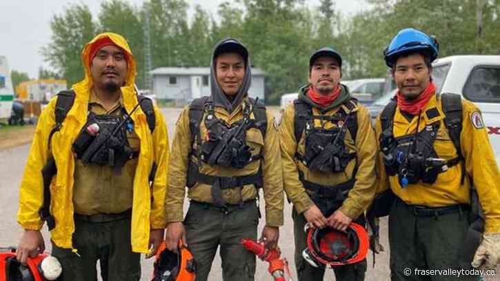 Officials give overview of re-entry plan for Hay River, N.W.T., as wildfire burns