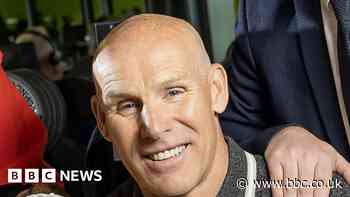 Skelmersdale man thanks gym staff for saving his life