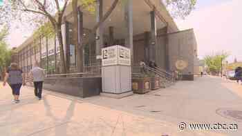 Regina's central public library to temporarily relocate and rebuild — but some want it refurbished