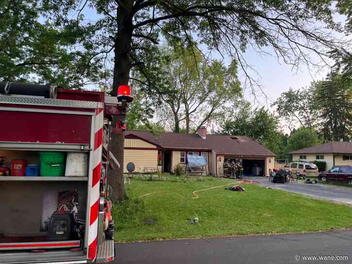 FWFD: Fire forces 6 people from Fort Wayne home