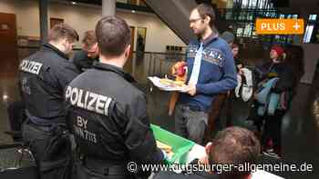 Razzia bei der "Letzten Generation": Wer ist Ingo Blechschmidt aus Augsburg?