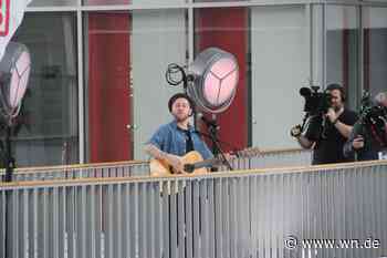 „Schnellste Tour Deutschlands“: Johannes Oerding spielt 20-Minuten-Konzert