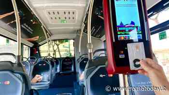 Atac, è boom di biglietti elettronici sul bus: uno su quattro è pagato con la carta