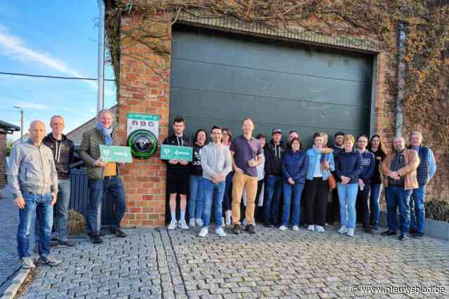 Wielerclub zamelt centjes in voor aankoop AED-toestel
