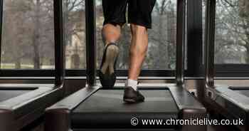 Health experts say 'red flag' symptom in your legs could be linked to heart failure