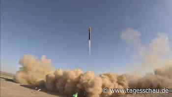 Iran präsentiert neue Mittelstreckenrakete