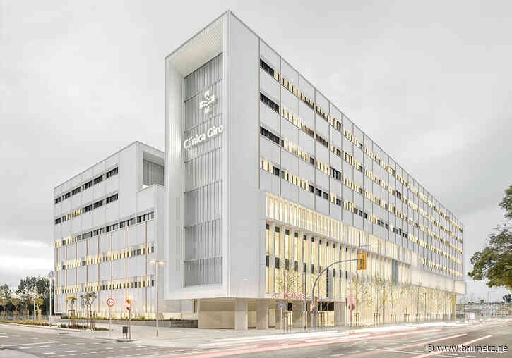 Klinisch rein
 - Krankenhaus in Girona von PMMT Arquitectura