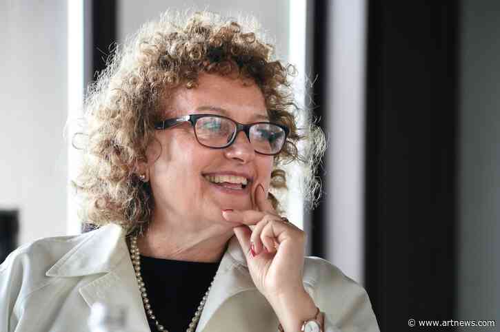 Game-Changing Curator and Museum Director Carolyn Christov-Bakargiev to Retire