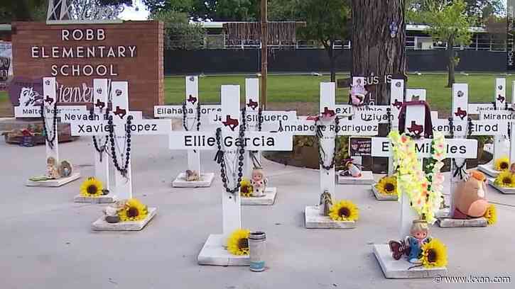 Man treks 21 miles for Uvalde massacre victims