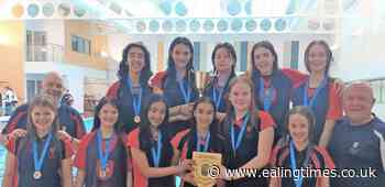 Ealing girls win U13 schools water polo title